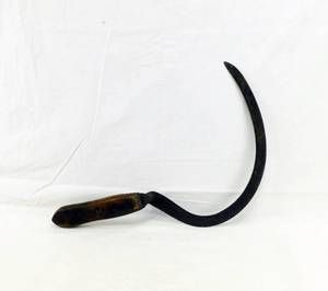 lot 7 image: Vintage Hand Sickle