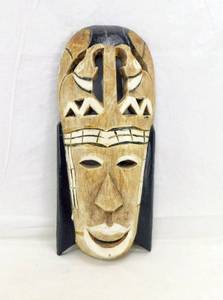 lot 61 image: Indonesian Wood Mask