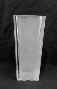 lot 119 image: Square Mikasa Garden Splendor Floral Vase