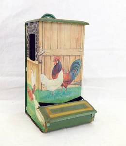 lot 63 image: Vintage Jasco Hong Kong Rooster and Chickens Tin Metal Wall Match Box Holder