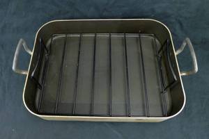 lot 127 image: World Market Cookware Roaster Pan with Removable Rack