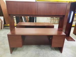 HON Stack-on Hutch and Desk