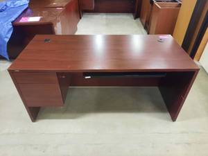 HON Single-Pedestal Desk