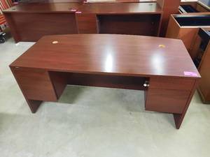 HON Bow-Top Desk