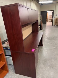 HON Desk and Hutch