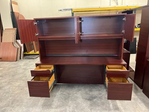 HON Desk and Hutch