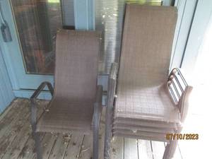 lot 75 image: Set of (6) metal framed outdoor chairs