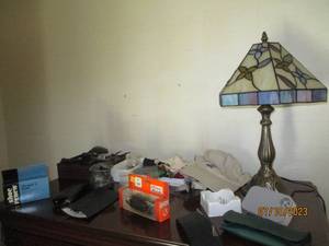 lot 81 image: Stained glass Tiffany Style lamp plus