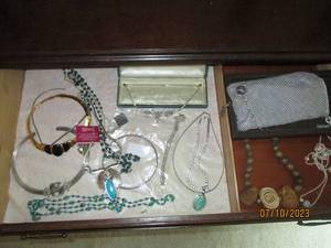 lot 104 image: classy looking costume chokers and beaded necklaces