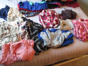 lot 118 image: Womens size Small name brand blouse
