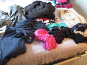 lot 119 image: Womens Small Victorias Secret bra plus
