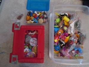 lot 121 image: Vintage McDonalds happy meal toys