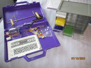 lot 129 image: assorted beads and craft supplies
