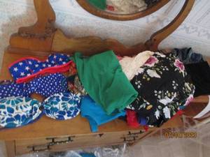lot 146 image: womens summer attire and swimwear sizes small and medium