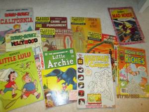 lot 157 image: Collection of Vintage Comics