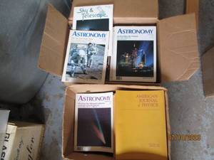 lot 169 image: 2 Boxes of train magazines