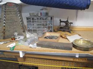 lot 181 image: parts organizer, Wrench rack, plus