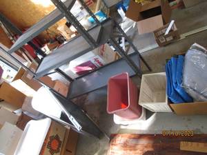 lot 191 image: Metal free standing garage shelves,