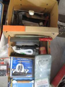 lot 196 image: Fluid lubricant pump, metal hand files, etc