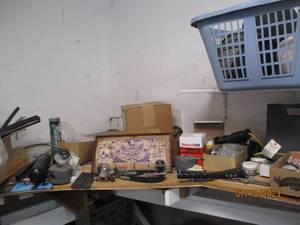 lot 198 image: Content of Garage shelf