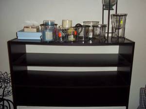 lot 321 image: Small black wood shoe organizer shelf