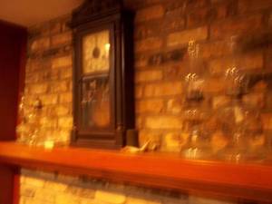 lot 354 image: Vintage Wall or mantle Pendulum clock
