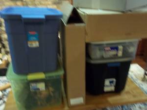 lot 358 image: Large grouping of misc Chrismas wreaths, etc