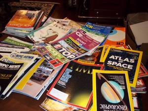 lot 373 image: Collection of Vintage New Yorker magazines
