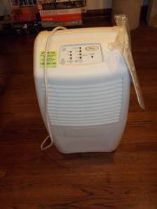 lot 378 image: Whirlpool humidifier.