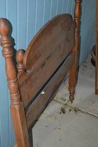 lot 247 image: Wooden Bedframe