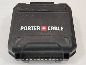 lot 33 image: Porter Cable Router