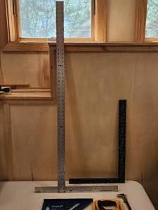 lot 47 image: Assorted Carpenters Measuring Tools