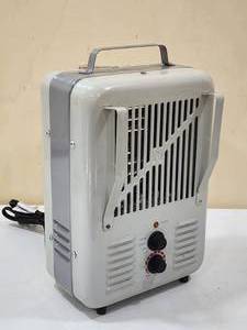 lot 45 image: Small Space Heater