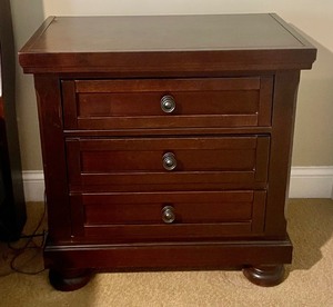 lot 126 image: Two Side Tables  Nightstands