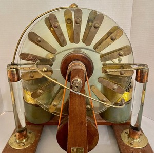 lot 136 image: Vintage Late Victorian Scale Wimshurst Machine