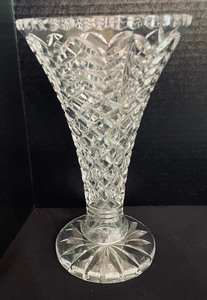 lot 143 image: Crystal and Clear Glass Grouping including a Waterford Crystal Vase