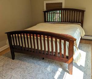 lot 83 image: Queen Size Mission Style Wood Bed Frame