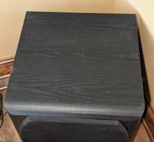 lot 97 image: Infinity Alpha 1200s Subwoofer