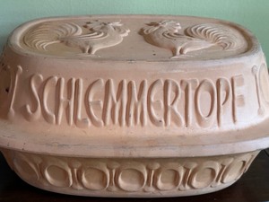 lot 151 image: Scheurich- Kermit German Clay Baker  Cooker  Roaster