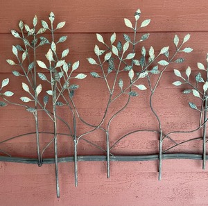 lot 223 image: Metal Tree Themed Wall Decor