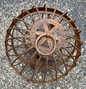 lot 242 image: Antique Gimbal Lamp