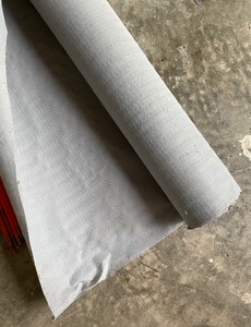 lot 272 image: Yard Stakes and Roll of Garden Liner