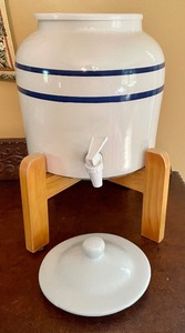 lot 274 image: Ceramic Beverage Dispenser with Wooden Base