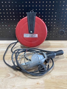 lot 33 image: Sears Craftsman Retractable Trouble Light Reel