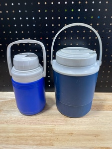 lot 50 image: 2 Water Coolers