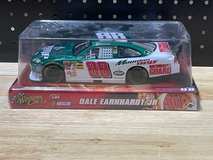 lot 8 image: 2008 Dale Earnhardt Jr. Die Cast Model