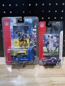 lot 42 image: NFL Die Cast Cars with Trading Cards