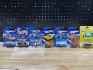 lot 44 image: Hot Wheels