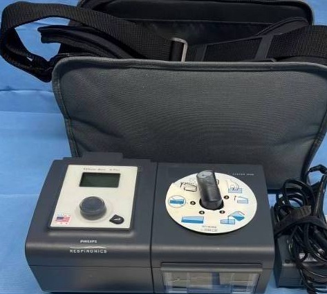 MSRP $2500 Philips Respironics System One REMstar CPAP Machine With Carrying Bag, Smart Card, Reservoir &amp Power Cord - 1st Pic Is Stock Pic&nbspGood Working Condition