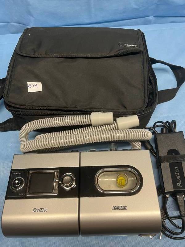 MSRP $2800 Resmed S9 CPAP MACHINE With H5i Humidifier WTravel Bag,&nbspPower Cord, Hose&nbsp&amp Reservoir (Mask Not Included) -&nbspGood Working Condition